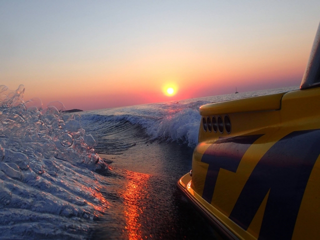 Atardecer desde el barco ibicenco